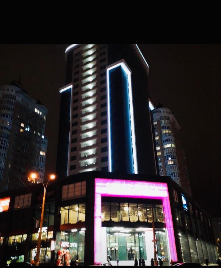 Apartment Smart Plaza Obolon' キエフ エクステリア 写真